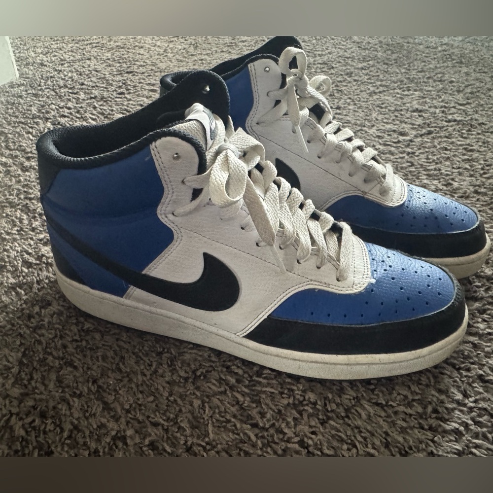 Nike court Men's Black, Blue, and White Sneakers sz 9